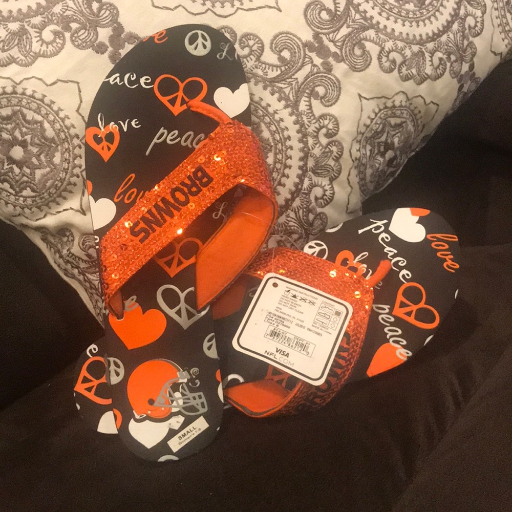 Cleveland Browns sequin flip flops